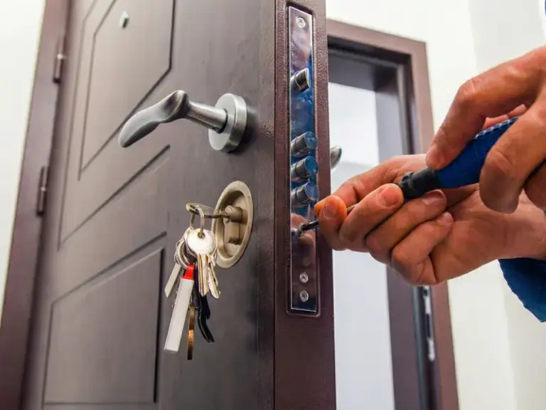 Porta blindada em Campos dos Goytacazes – instalação e manutenção
